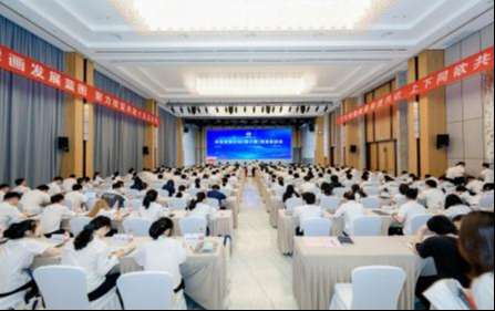 huichangquanjingbei1.jpg